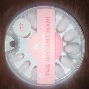 Olive and June Press-ons